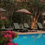 Akvilla House מלון *